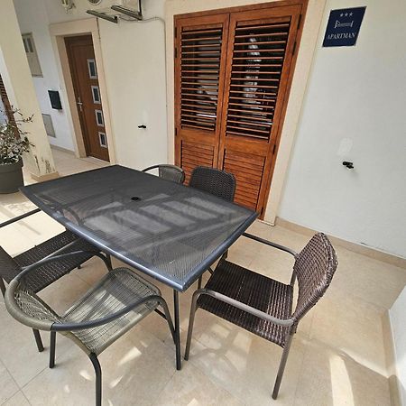 Apartmani Majic Макарска Экстерьер фото