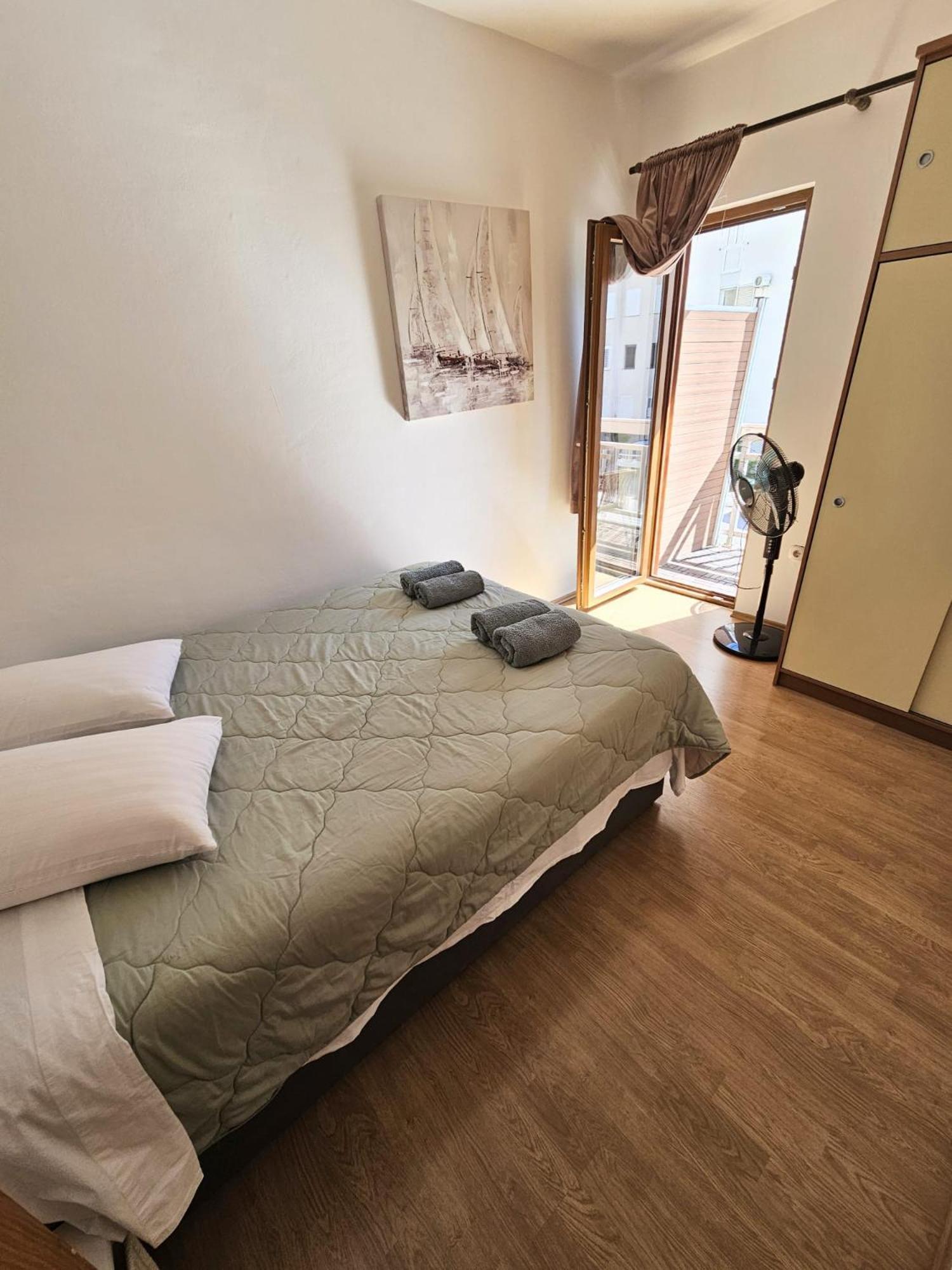 Apartmani Majic Макарска Экстерьер фото