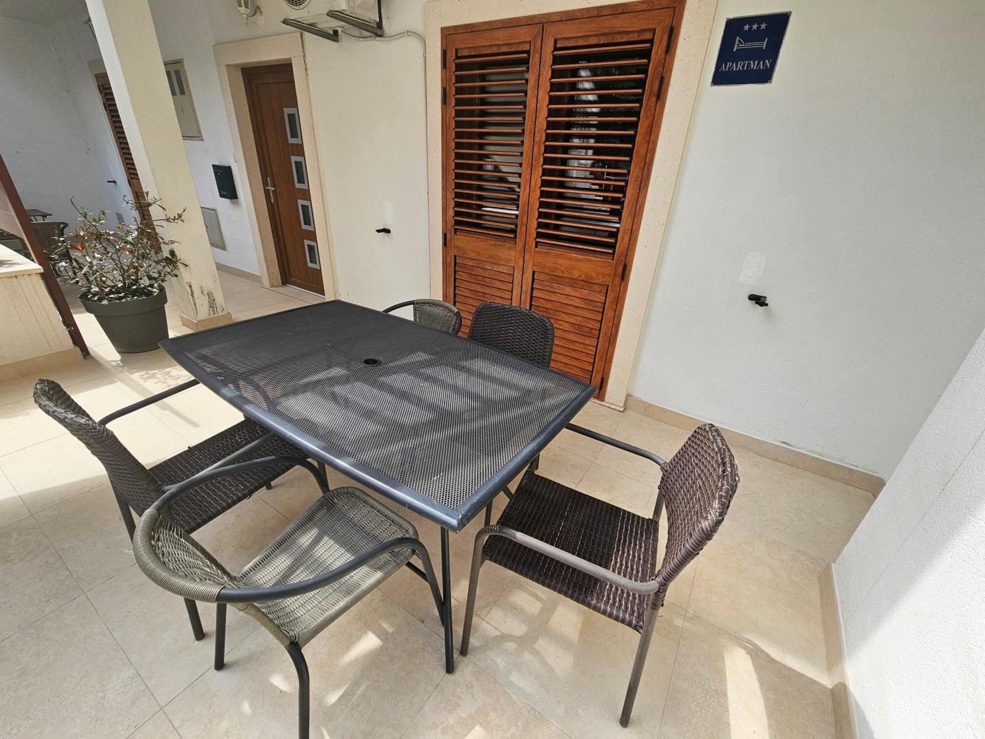 Apartmani Majic Макарска Экстерьер фото