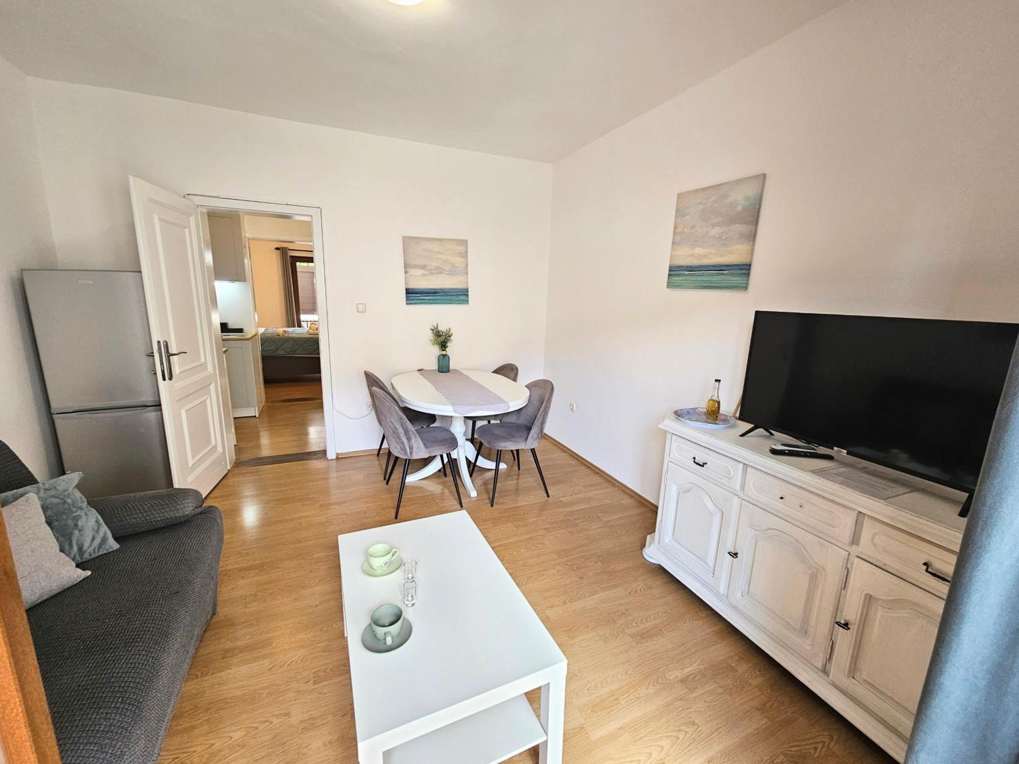 Apartmani Majic Макарска Номер фото