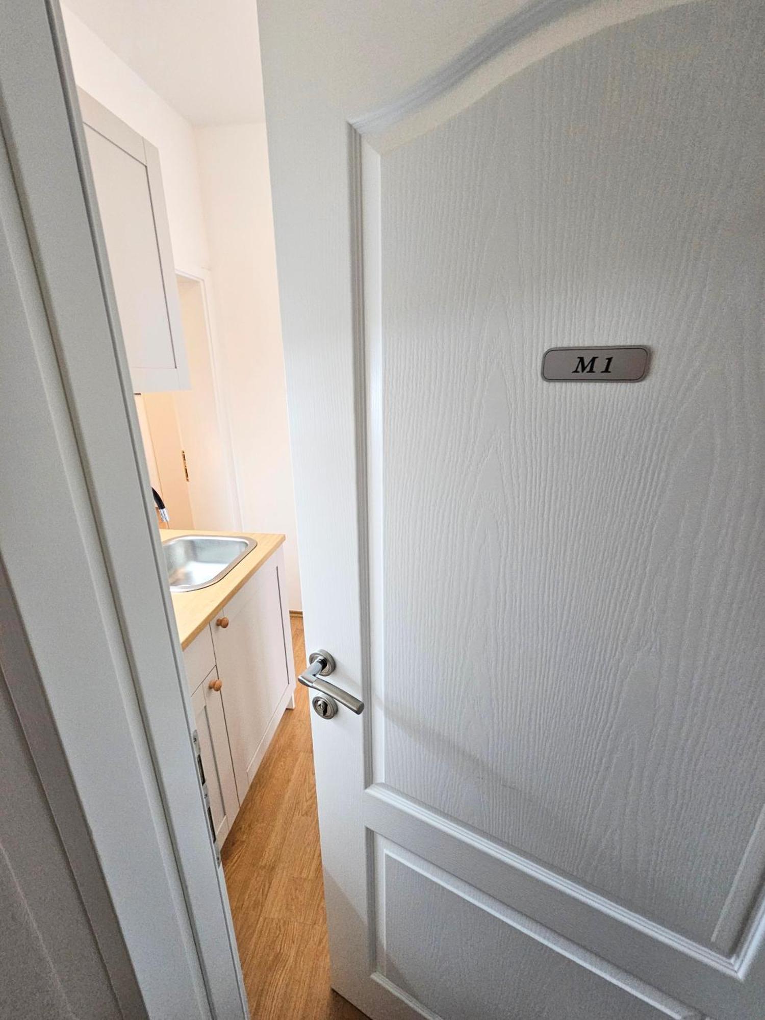 Apartmani Majic Макарска Экстерьер фото